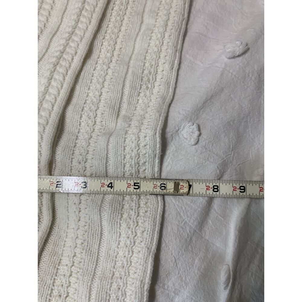 Cabi White Cable Knit Sweater Poncho Cape O/S Outdoor Holiday - Picture 7 of 8